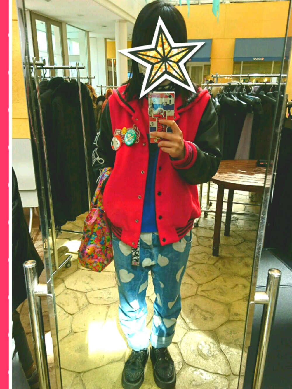 「Candy Stripper、6% DOKIDOKI」｜「Candy StripperのBABY HUGS LOVE ME SAILOR STADIUM JUMPER（スタジャン、レッド系）」を使った、あこ☆★さん（レディース・150cm）の冬コーディネートの1枚目の写真
