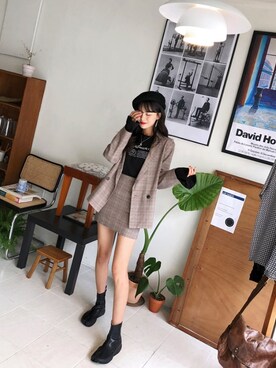 テーラードジャケットを使った タイトスカート の人気ファッションコーディネート 地域 韓国 Wear