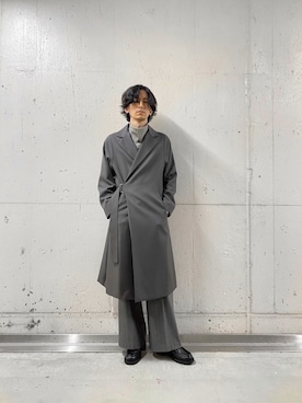「Lui's（ルイス）のアイテム（トレンチコート）」を使った、芳村さん（メンズ・181cm）の秋コーディネート