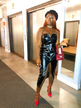 「Amazonas Sandals（アマゾナスサンダル）のアイテム」を使った、Empress Jaèlさん（レディース・165cm）の秋コーディネート