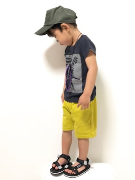 「ベルトサンダル」｜「アイテム（帽子）」を使った、yuuuuさん（キッズ・90cm）の春コーディネート