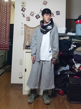 「FLIP THE SCRIPT（フリップザスクリプト）のアイテム（スウェット）」を使った、ぽーさん（メンズ・170cm）の冬コーディネート