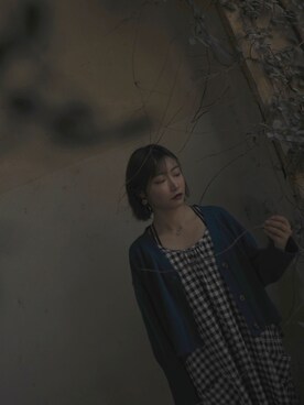 「mylittlebananaのアイテム（ニット/セーター、ブルー系）」を使った、木以森秋さん（レディース）の春コーディネート