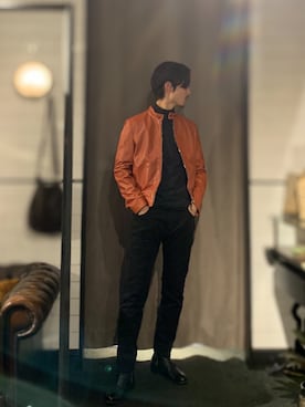 「アイテム（ライダースジャケット、レッド系）」を使った、熊さん（メンズ・184cm）の秋コーディネート