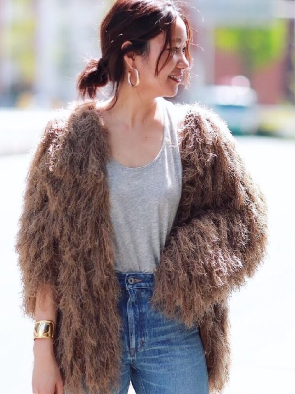 「TODAYFUL、カーディガン、カジュアル、秋のコーデ、ファー」｜「TODAYFULのシャギーニットカーディガン（カーディガン/ボレロ、ブラウン系）」を使った、Piさん（レディース・165cm）の秋コーディネートの1枚目の写真