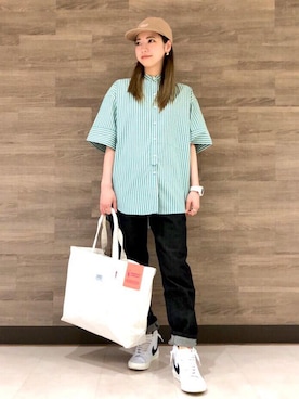 「coenスタッフスタイリング」｜「アイテム（キャップ）」を使った、むかいさん（レディース・163cm）の春コーディネート