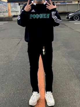 「Gosha Rubchinskiy（ゴーシャラブチンスキー）のアイテム（スウェット）」を使った、天暉さん（メンズ・176cm）の冬コーディネート