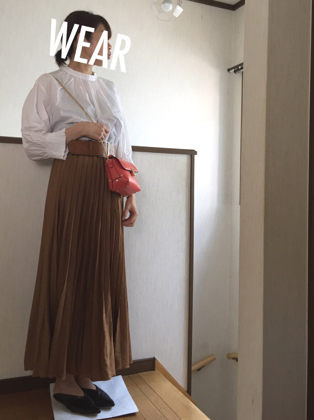 「プチプラ、ユニクロ、ユニジョ、GU、白ブラウス、プリーツスカート、マキシスカート」｜「UNIQLOのアイテム（シャツ/ブラウス、ホワイト系）」を使った、asaMi◡̈⃝⋆*さん（レディース・162cm）の夏コーディネートの1枚目の写真