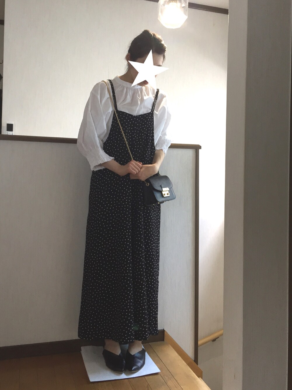「ラクチンコーデ、きれいめカジュアル、プチプラ、モノトーン」｜「UNIQLOのアイテム（シャツ/ブラウス、ホワイト系）」を使った、asaMi◡̈⃝⋆*さん（レディース・162cm）の夏コーディネートの1枚目の写真