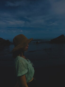 「Lulus（-）のアイテム（トップス）」を使った、Bonnieさん（レディース・160cm）の夏コーディネート