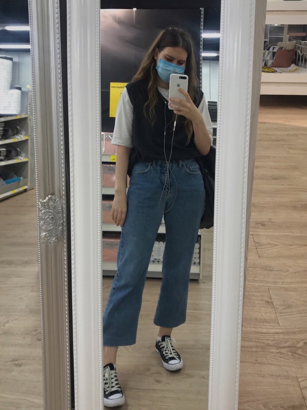「girl、VINTAGE、90’s」｜「Mschのsize ( M ).   30€（Tシャツ/カットソー、ホワイト系）」を使った、Anastasia 🐾さん（レディース・171cm）の秋コーディネートの1枚目の写真