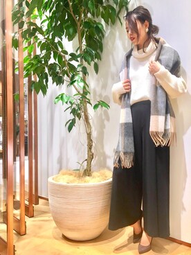 「RIVE DROITE（リヴドロワ）のウールチェックストール（ストール/ショール）」を使った、なみさん（レディース・161cm）の秋コーディネート