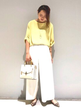 「とろみシャツ」｜「アイテム（アクセサリー）」を使った、なみさん（レディース・161cm）の春コーディネート