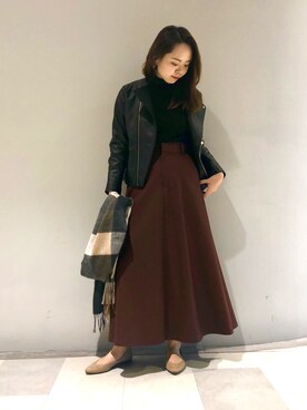 「RIVEDROITE」｜「アイテム（ライダースジャケット）」を使った、なみさん（レディース・161cm）の秋コーディネート