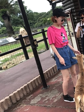 「ミッキーT」｜「アイテム（スリッポン）」を使った、miさん（レディース・163cm）の夏コーディネート