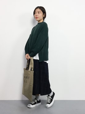 「MARGARET HOWEEL」｜「アイテム（スカート）」を使った、 おかきさん（レディース・155cm）の秋コーディネート