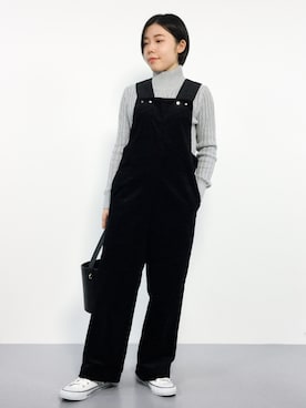 「グレーニット」｜「アイテム（オールインワン・サロペット）」を使った、 おかきさん（レディース・155cm）の冬コーディネート