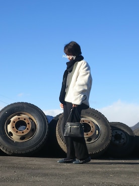 「passage mignon/flaneur（パサージュミニョンフラヌール）のアイテム（バッグ）」を使った、sasumiさん（レディース・161cm）の冬コーディネート