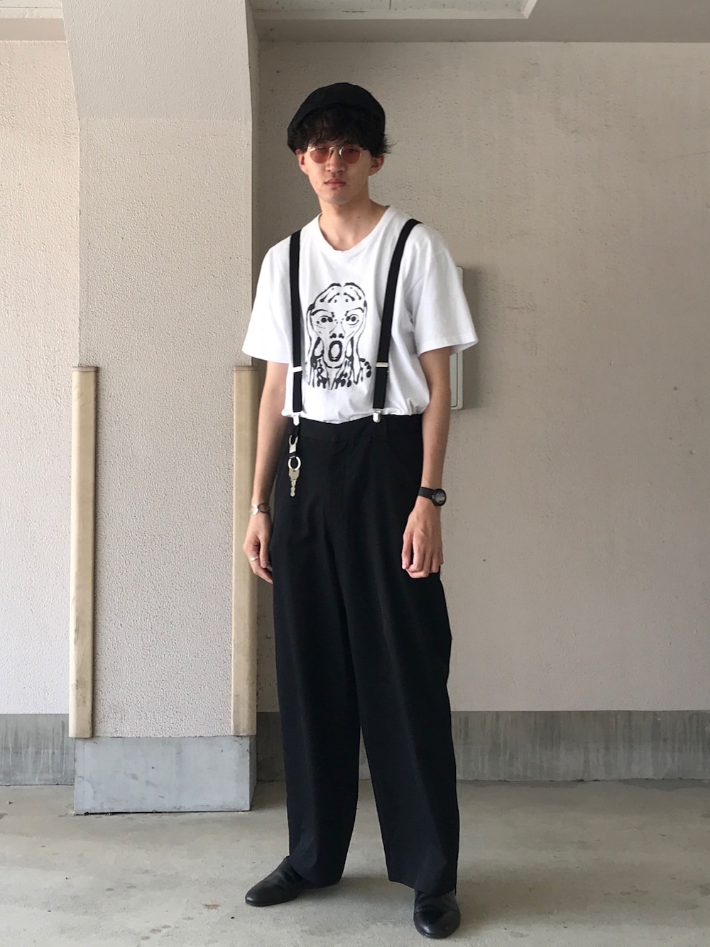 「カラーレンズ、ワイドパンツ、シュプリーム、ワイドスラックス、古着」｜「rubenのアイテム（ハンチング/ベレー帽、ブラック系）」を使った、daaaayamaさん（メンズ・180cm）の夏コーディネートの1枚目の写真