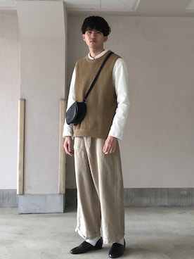 「ノーカラーシャツ」｜「アイテム（スリッポン）」を使った、daaaayamaさん（メンズ・180cm）の春コーディネート