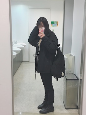 「GU（ジーユー）のアイテム（ジャケット/アウター、ブラック系）」を使った、Moeさん（レディース・155cm）の冬コーディネート