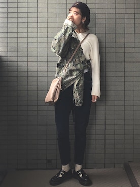「シャツアレンジ」｜「アイテム（ハンチング/ベレー帽）」を使った、yoke°さん（レディース・168cm）の秋コーディネート