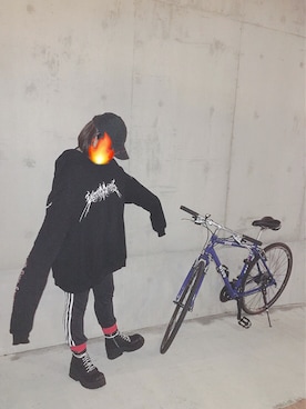 「UNIF」｜「アイテム（パーカー）」を使った、taoさん（レディース・158cm）の冬コーディネート