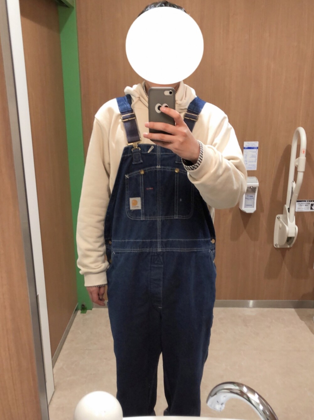 「お洒落さんとつながりたい、オーバーサイズ、古着、パーカー、ギンガムチェック、いいね、save、フォローお願いします🤑」｜「SENSE OF PLACE by URBAN RESEARCHのアイテム（パーカー、ベージュ系）」を使った、ゆうさん（メンズ・175cm）の春コーディネートの1枚目の写真