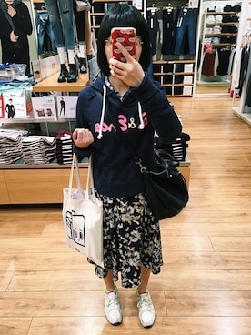 Yu Jie Linさんのコーディネート