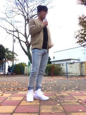 「HVC（エイチブイシー）のアイテム（トップス）」を使った、ALEXさん（メンズ・177cm）の冬コーディネート