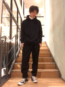 「koe（コエ）のアイテム（パーカー）」を使った、shotaさん（メンズ・175cm）の冬コーディネート