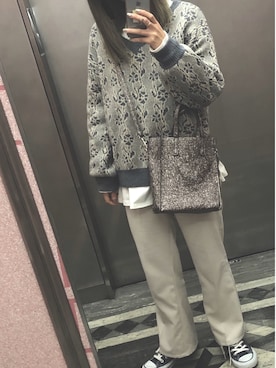 「apres jour mignon（アプレジュールミニョン）のスリット入りBIGロンT【ZOZOTOWN限定アイテム】（Tシャツ/カットソー）」を使った、omiiさん（レディース・159cm）の冬コーディネート