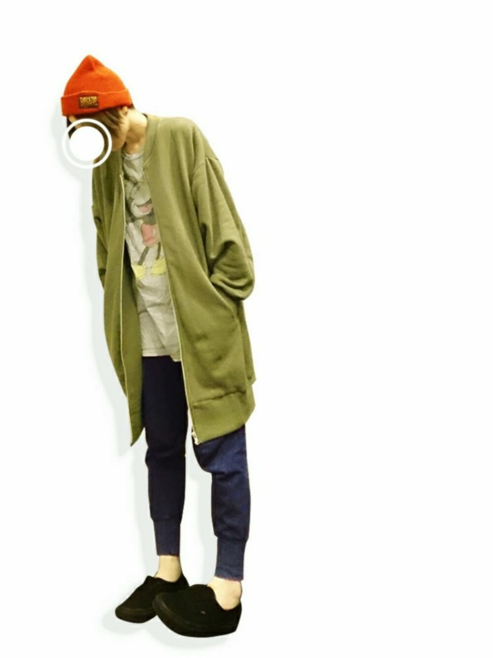 「ニット帽、カーキアウター、VANS、古着MIX」｜「AZUL by moussyのアイテム（ブルゾン、グリーン系）」を使った、mamemomomoさん（レディース・162cm）の冬コーディネートの1枚目の写真