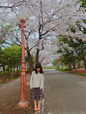 「Herls（ハーリス）のアイテム」を使った、Tania Liuさん（レディース・153cm）の春コーディネート