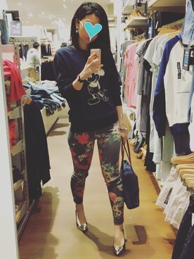 「ROBERTA DI CAMERINO（ロベルトディカメリーノ）のアイテム」を使った、スイ suiさん（レディース・165cm）の春コーディネート
