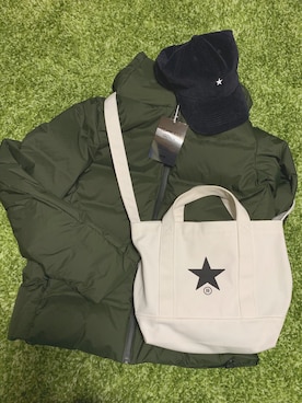 「CONVERSE（コンバース）のアイテム（財布/小物）」を使った、Airi Oomoriさん（レディース・160cm）の冬コーディネート