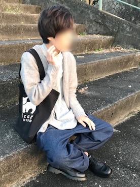 「WHITE LINE（ホワイトライン）のアイテム」を使った、じいさん（メンズ・172cm）の冬コーディネート