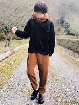 「靴下チラ見せ」｜「アイテム（スウェット）」を使った、じいさん（メンズ・172cm）の冬コーディネート