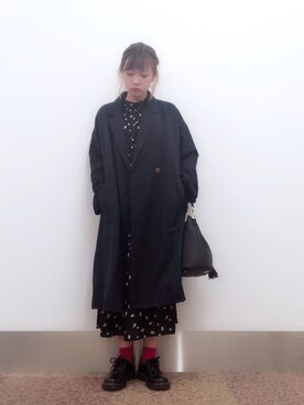 「カラーソックス」｜「アイテム（チェスターコート）」を使った、isonさん（レディース・156cm）の秋コーディネート