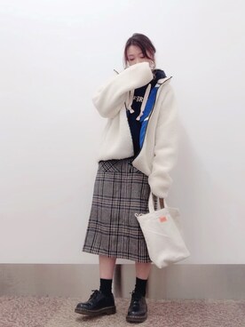 「ニットパーカー」｜「アイテム（ブルゾン）」を使った、isonさん（レディース・156cm）の秋コーディネート