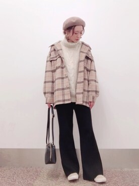 「オールドスクール」｜「アイテム（ミリタリージャケット）」を使った、isonさん（レディース・156cm）の秋コーディネート