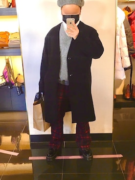 「BURBERRY（バーバリー）のアイテム（ニット/セーター、グレー系）」を使った、SHOTAさん（メンズ・170cm）の冬コーディネート
