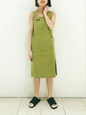 「TOGA PULLA（トーガ　プルラ）のアイテム」を使った、岩田里穂さん（レディース・160cm）の冬コーディネート