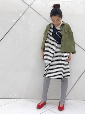 「アーバンリサーチ」｜「アイテム（ミリタリージャケット）」を使った、SAKI.さん（レディース・161cm）の春コーディネート