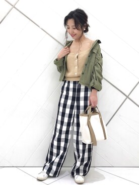 「アーバンリサーチ」｜「アイテム（ミリタリージャケット）」を使った、SAKI.さん（レディース・161cm）の春コーディネート