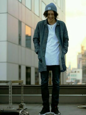 「仙台」｜「アイテム（ステンカラーコート）」を使った、Yuuki Frudateさん（メンズ・185cm）の春コーディネート