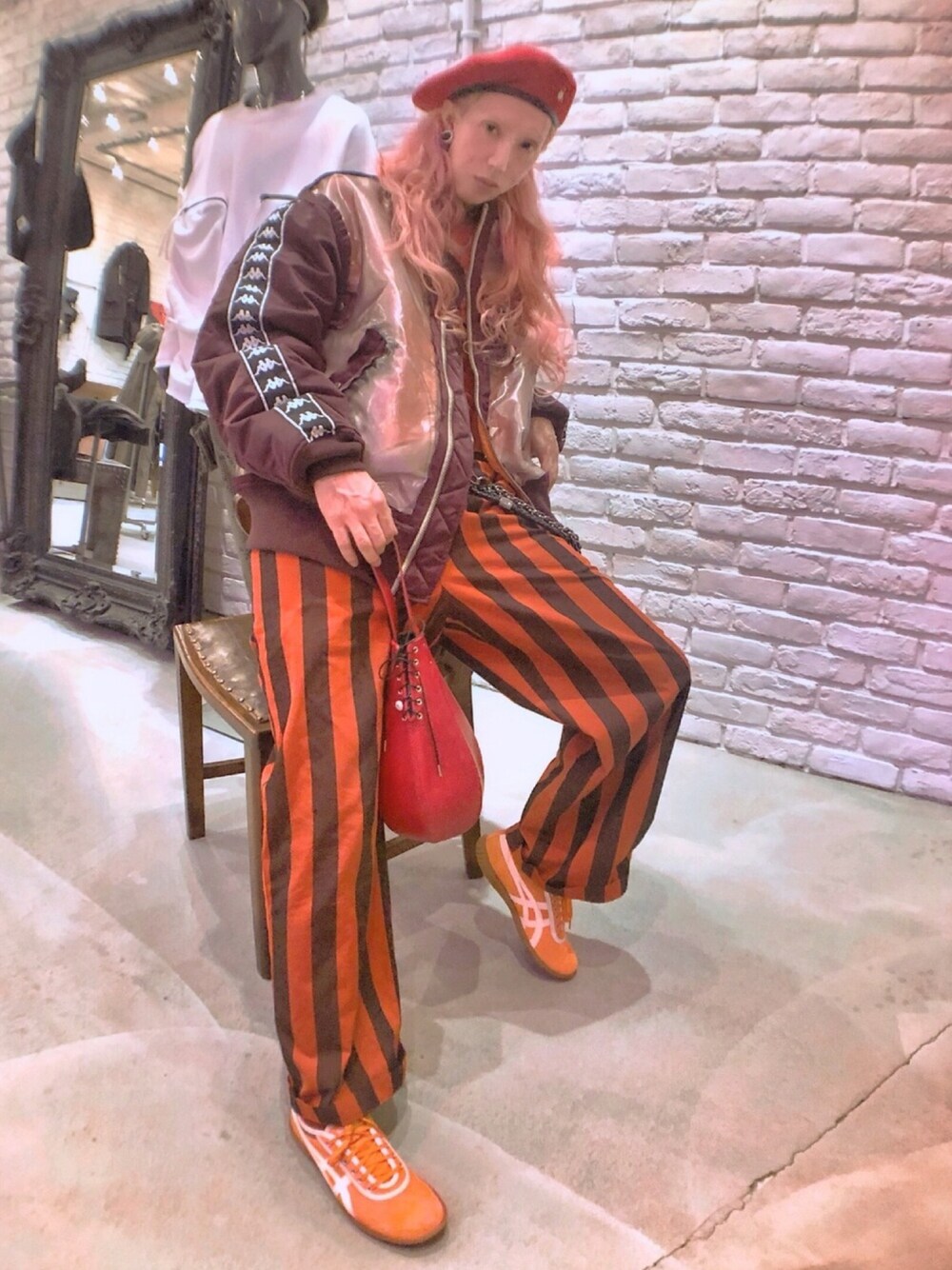 「KAPPA、CHRISTIAN DADA、FACETASM、JOHN LAWRENCE SULLIVAN、Onitsuka Tiger、秋、秋のコーデ、WEARBOOKエントリー、red、ootd」｜「CHRISTIAN DADAのアイテム（MA-1、レッド系）」を使った、chuckle掐口さん（メンズ・172cm）の秋コーディネートの1枚目の写真