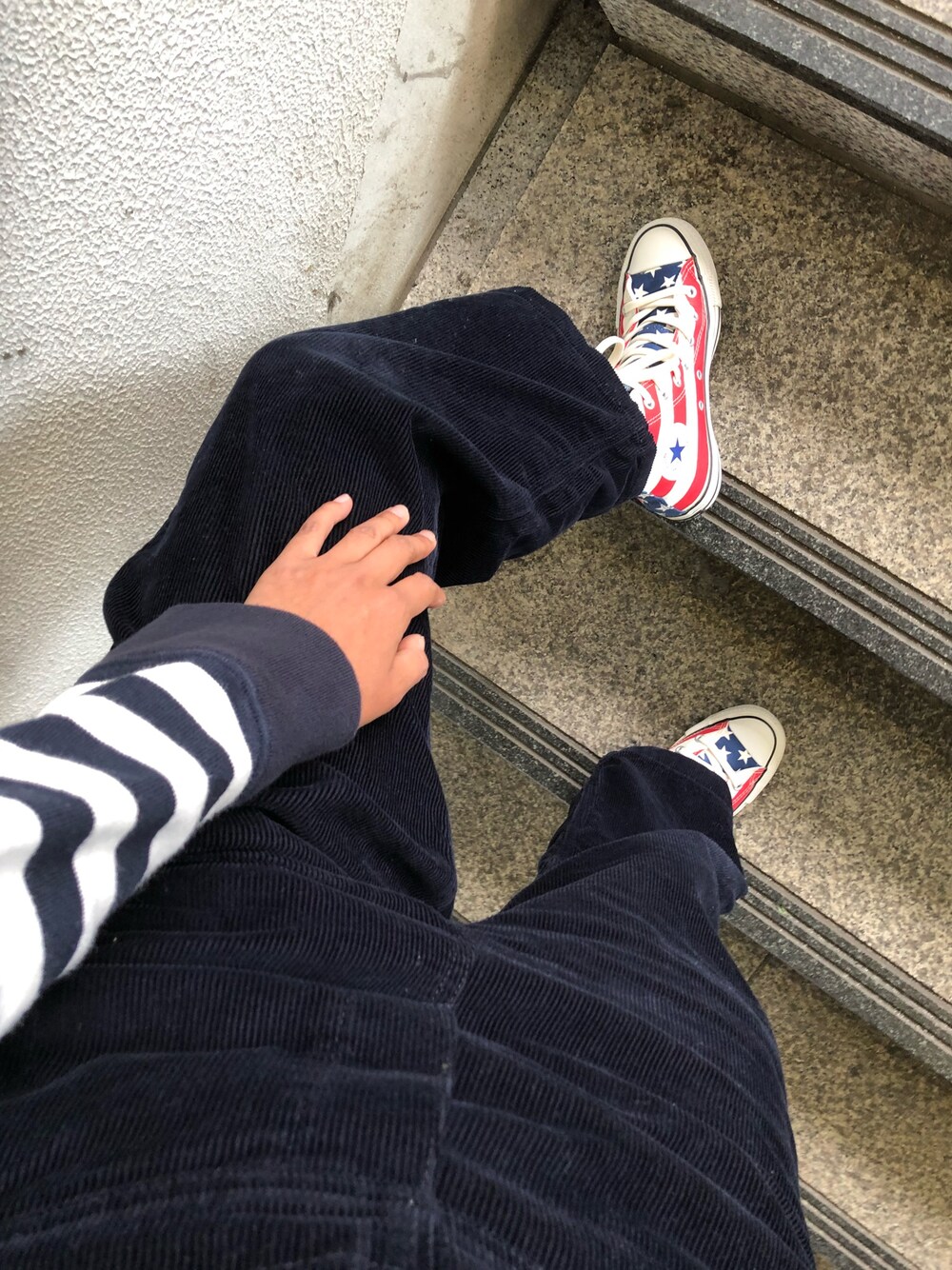 「BEAUTY&YOUTH UNITED ARROWS、BEAMS BOY、converse、星条旗、コーデュロイ、オールインワン、ラグビーシャツ、ボーダー、ボーイッシュ、オーバーオール」｜「CONVERSEのCONVERSE (コンバース）　オールスター　星条旗　Aｌｌ Star100Stars＆Bars  ＨＩ（スニーカー、その他）」を使った、marinosukeさん（レディース・157cm）の秋コーディネートの1枚目の写真