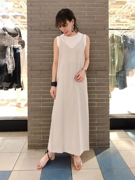 「スタッフコーデ」｜「アイテム（ワンピース/ドレス）」を使った、EYEさん（レディース・160cm）の夏コーディネート