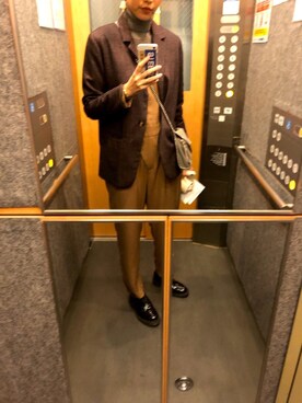 「Dr. Martens（ドクターマーチン）のアイテム（ローファー、ブラック系）」を使った、3さん（レディース・170cm）の冬コーディネート